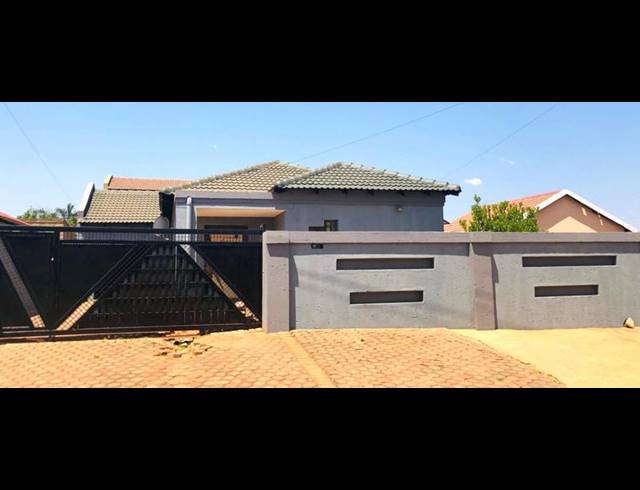 3 BEDROOM PROPERTY TO RENT IN PROTEA GLEN